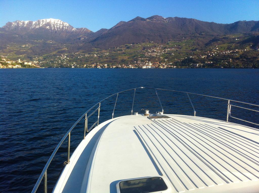 Boats & Breakfast Porto Antico Fortyseven Genua