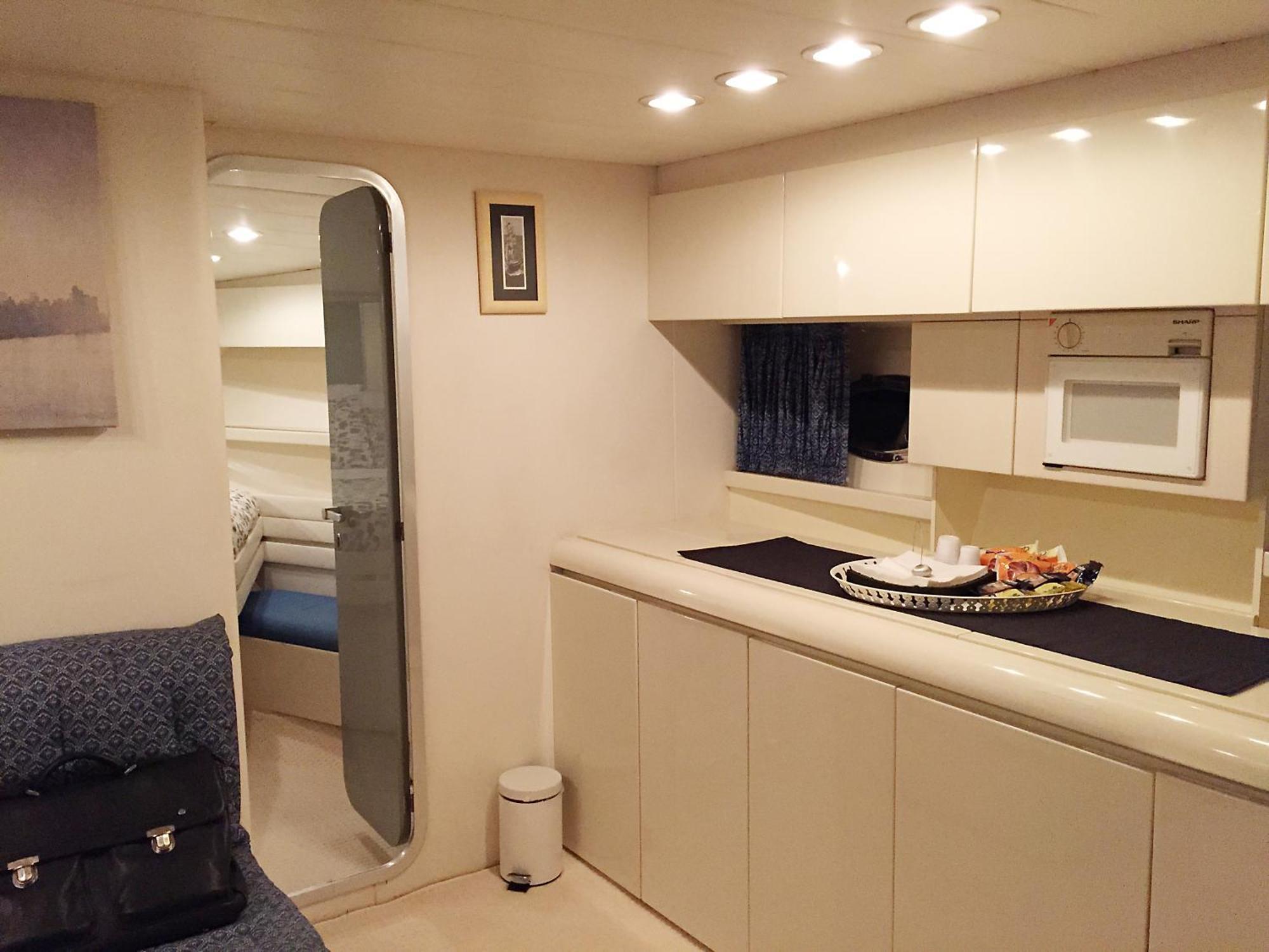 Boats & Breakfast Porto Antico Fortyseven Genua