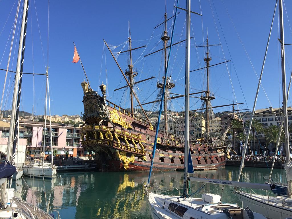 Botel Boats & Breakfast Porto Antico Fortyseven *